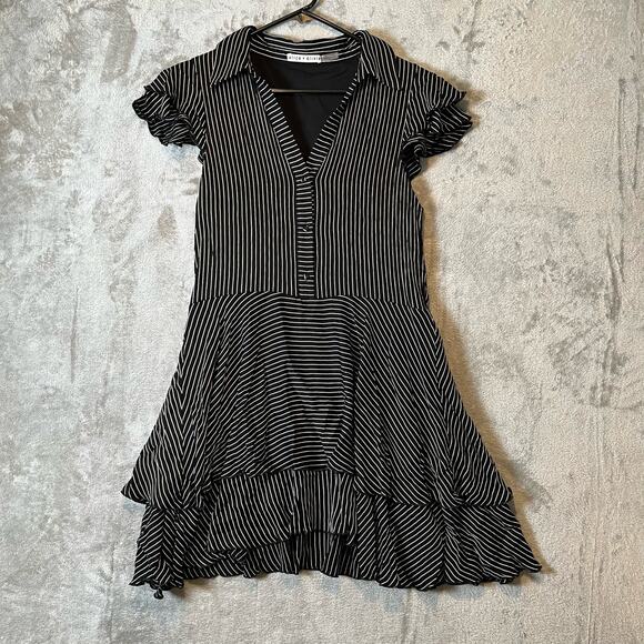 Alice + Olivia Moore Mini Dress in Black White Pinstripe Sz 10‎ Career Office - Picture 1 of 9